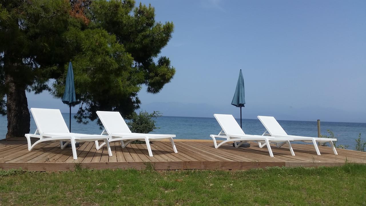 Meli Seaside Villas Chrani Buitenkant foto